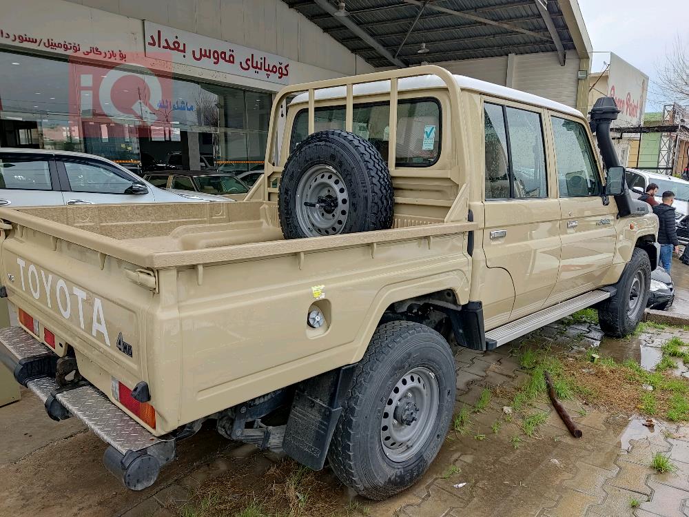 Toyota Land Cruiser 70 Pickup